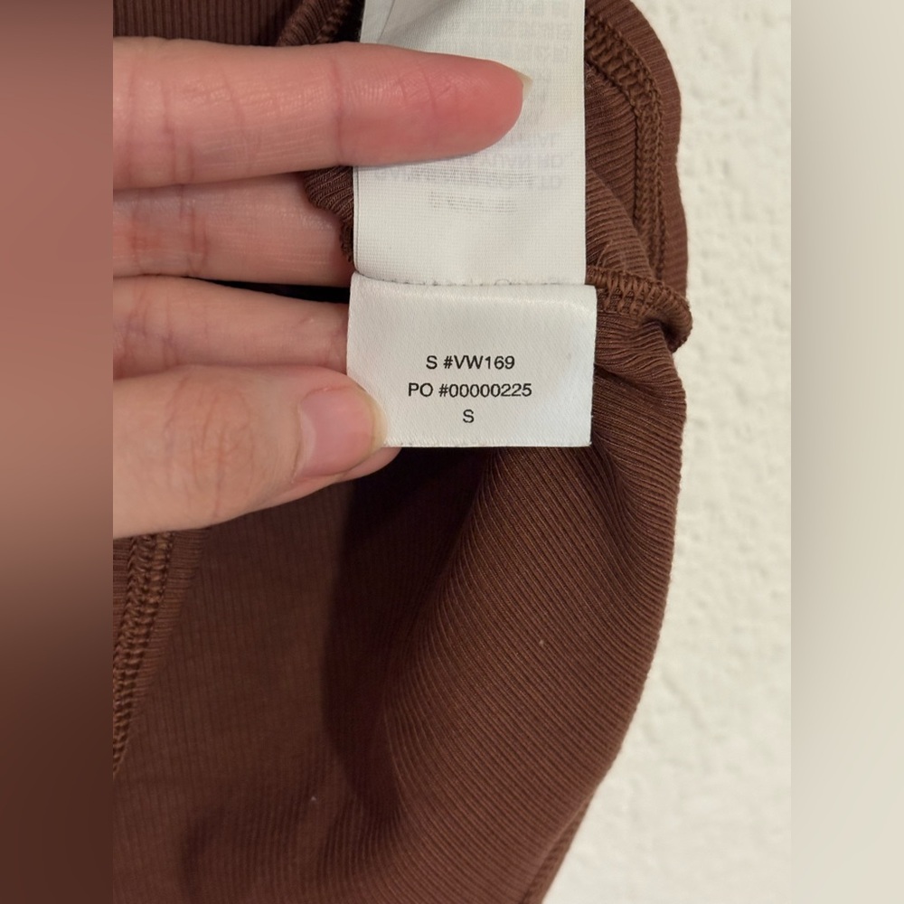 Vuori Brown Short Sleeve Tee - Picture 7 of 7